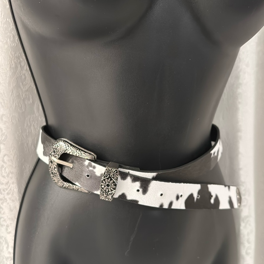 COWHIDE PRINT BELT SZ: 37”